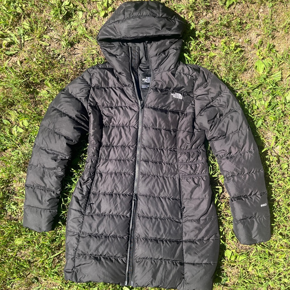 The North Face 550 Women's Black Puffer Jacket
